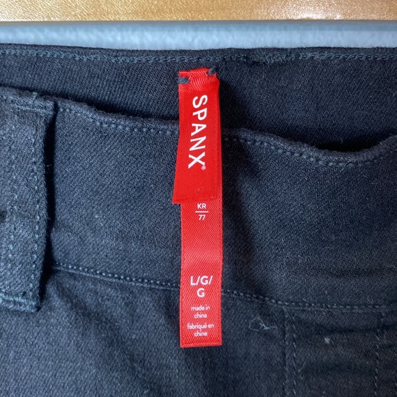 NWOT Spanx Black Ankle Skinny Jeans - Picture 3 of 3